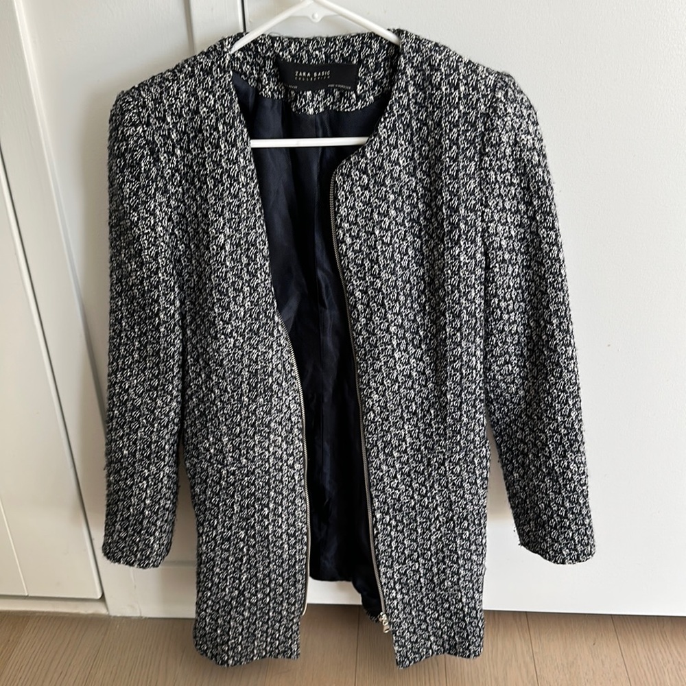 Zara tweed coat, size large